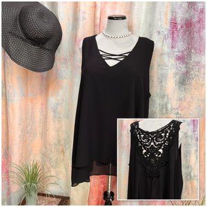 📌bobeau Beautiful Plus Size Overlay Top with a Great looking Backside